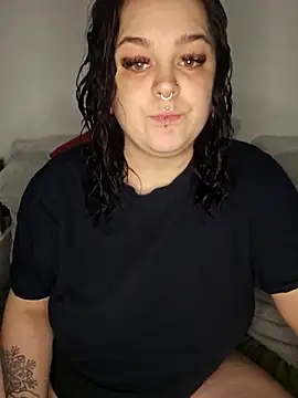 Saucy-Serenity webcam