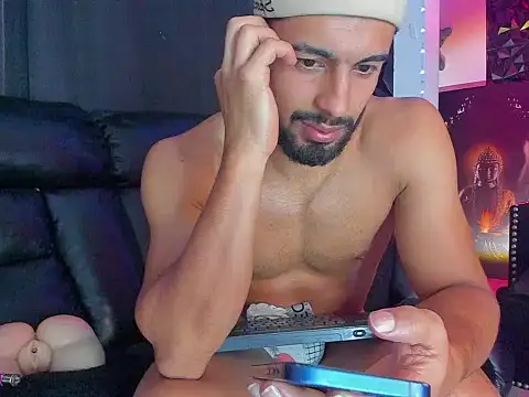 bastian_bigcock webcam