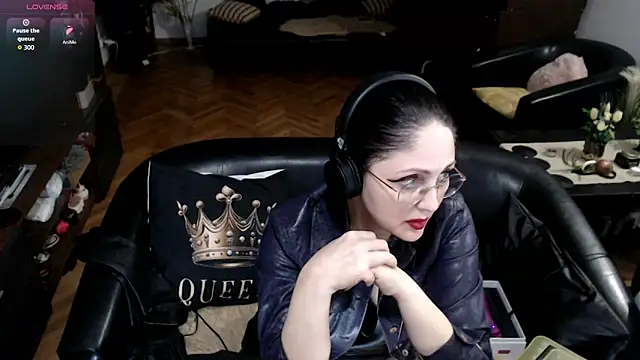 imperatriza - Imperatriza's free webcam - UK Sex Cams