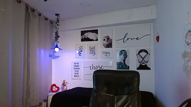 AmethystShadow17 webcam