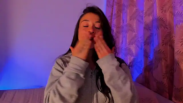 riley_bensongh webcam