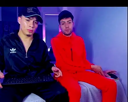 alex_and_christhoper webcam