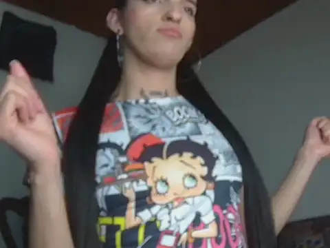 Scarlett_crastrawberry webcam