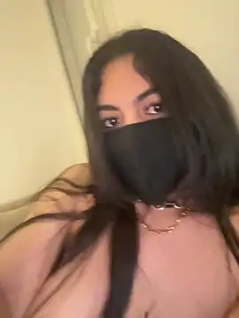 Hot-Sarah-arab live sex cam