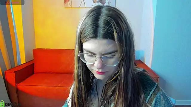 zoe_j0y webcam