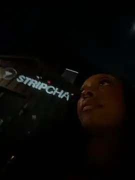 Your_Paris's live cam