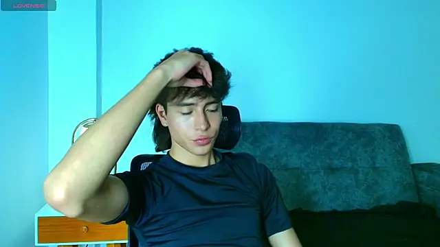 blake_parker - Blake_Parker's free webcam - UK Sex Cams