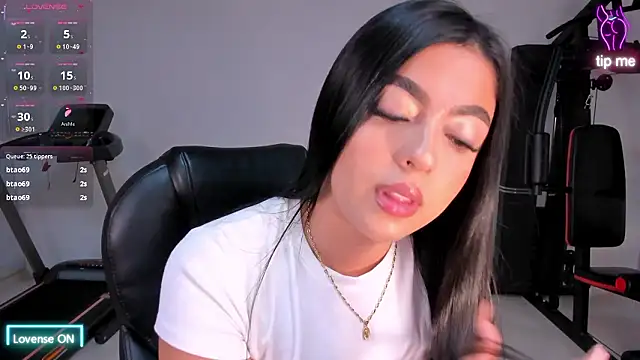 nataliagaret - NataliaGaret's free webcam - UK Sex Cams