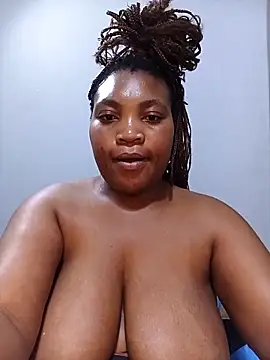 BeverlyQueen14 webcam