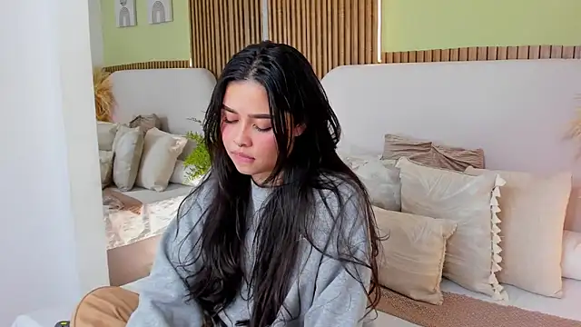 CristalMayson webcam