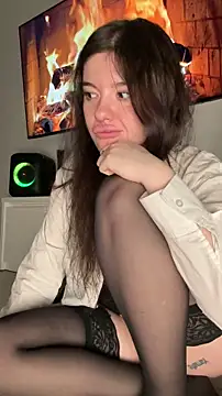 kimi_ass (F young) - Bubble plug in ass