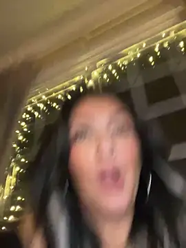 LittleMissEeve webcam