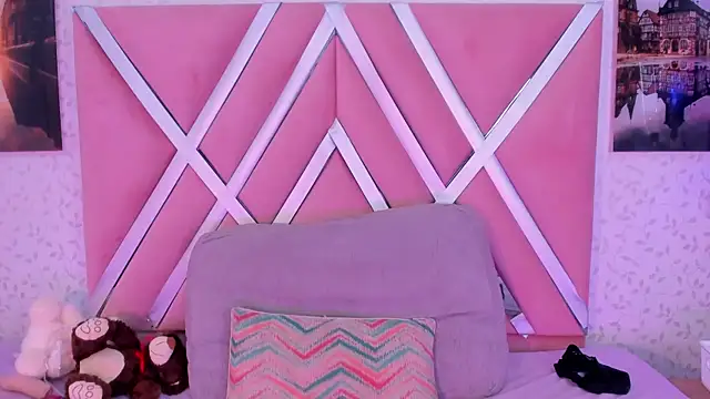 aniemorningstar webcam