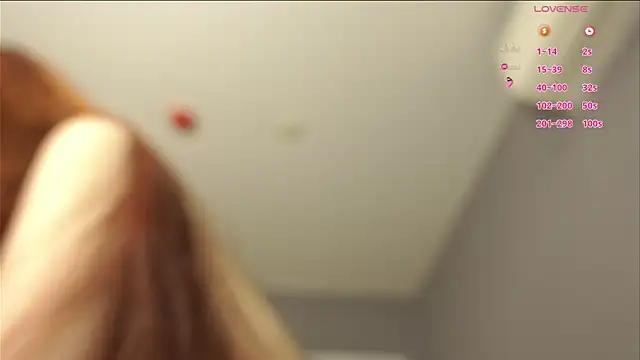 megany (F young) - oil on boobs and close up show ;)