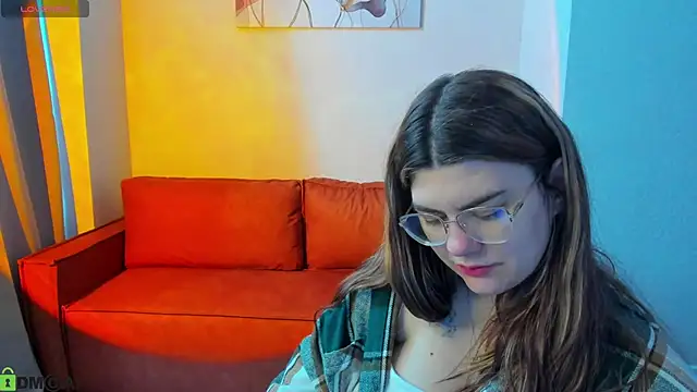 zoe_j0y webcam