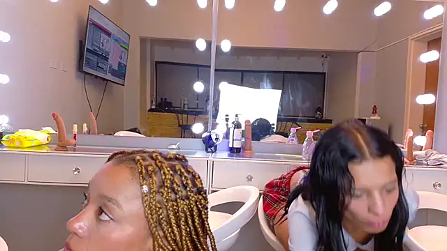 chocolatecrememia webcam