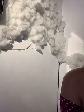 LilithMonette webcam