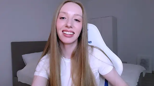 Luna_insniity webcam