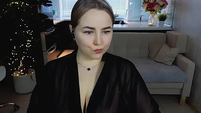 mira_mermayd - Mira_Mermayd's free webcam - UK Sex Cams