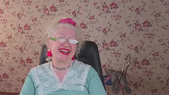 Maya_Mayflower webcam