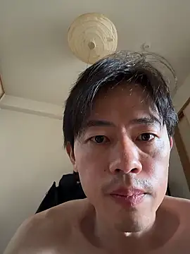 iiiviviii's live cam