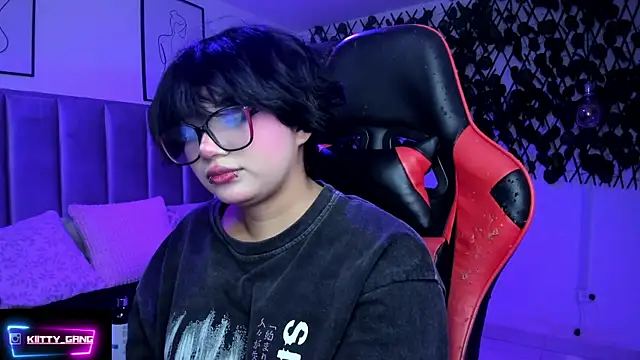 kitty_gang - Kitty_Gang's free webcam - UK Sex Cams