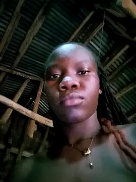 Black_juicy24 webcam