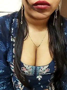 Webcam Model (Sania-Love)  is live.Free join now!