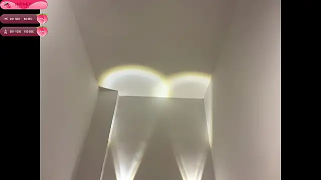 alejandraalvarezxo webcam