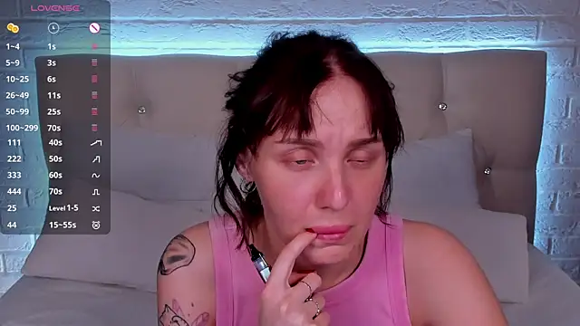 lianaford - LianaFord's free webcam - UK Sex Cams