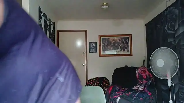 KINKYBLUEYES69 webcam