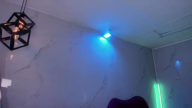 LilithCooperr_ webcam