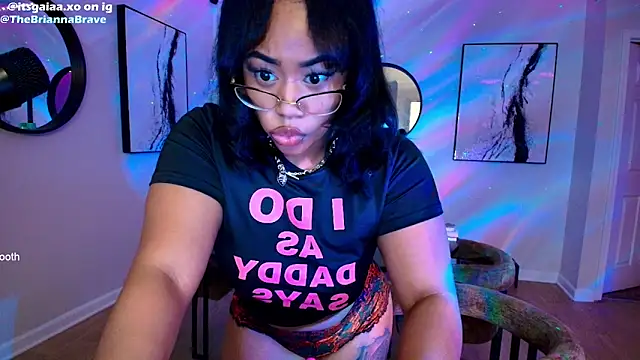 BriannaBrave webcam