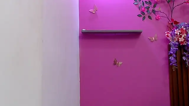 skinnybarbie022 - Skinnybarbie022's free webcam - UK Sex Cams