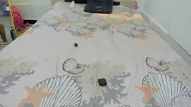 charlotte_dante212 webcam