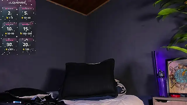 Angel_Snowhotxxx webcam