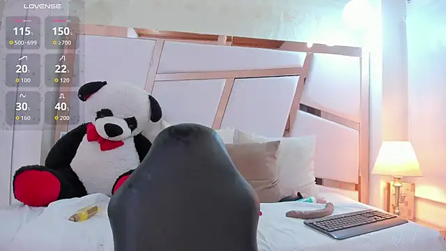 antonella_moon7 - Antonella_moon7's free webcam - UK Sex Cams