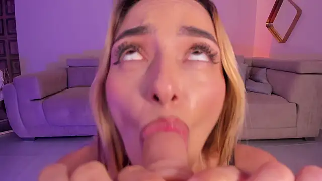 MelissaMoore_ webcam