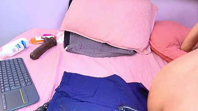 melany_roberts_ webcam