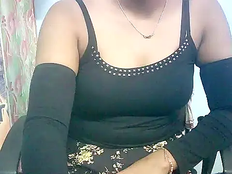 wild-paaro143 live sex cam