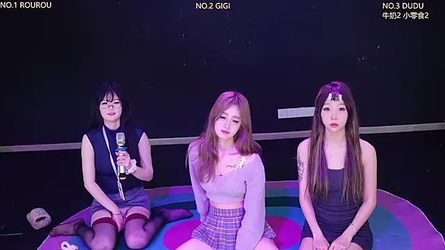 美女88_Emeralds在线直播