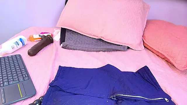 melany_roberts_ webcam