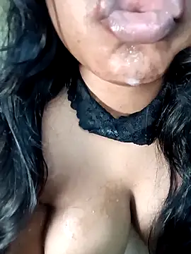 Webcam Model (Hotlisa) is live