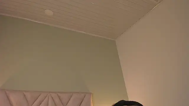 angelica_cross_ webcam