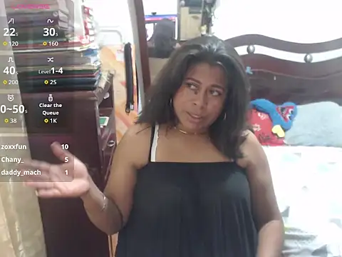 caprichosa-39 - Caprichosa-39's free webcam - UK Sex Cams