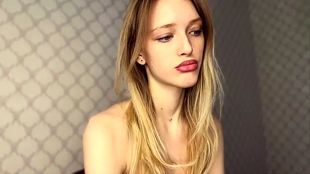 StarFrom_Hell webcam