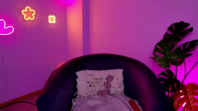 BalerinaCappuccino_ webcam