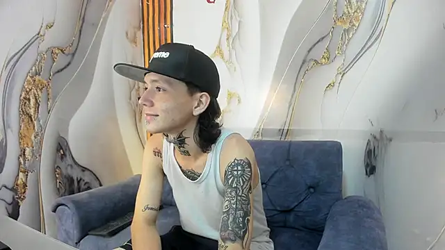 StraightBoy_Nick webcam