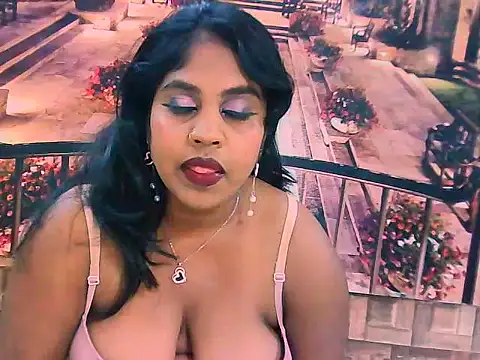 IndianDiva27 webcam