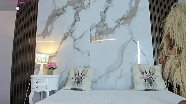 hannahill69 live sex cam